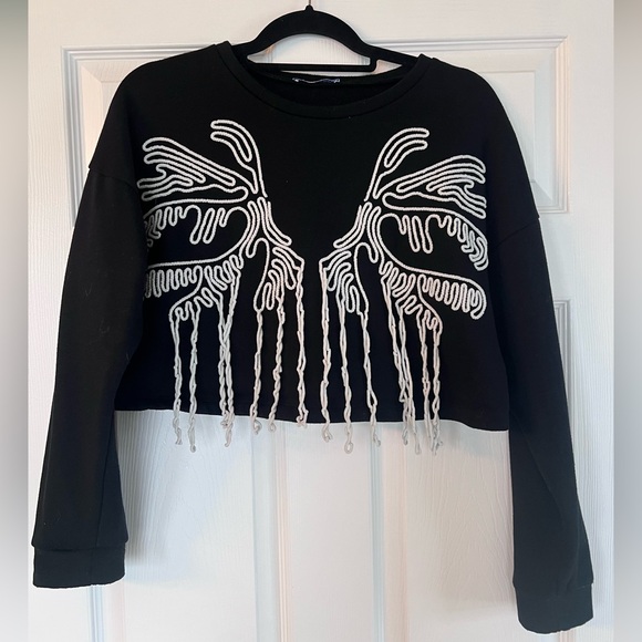 Zara cropped sweatshirt with fun details, size S - Picture 1 of 4